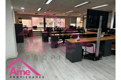 Ame Propiedades Vende Espaciosa Oficina Equipada En Providen