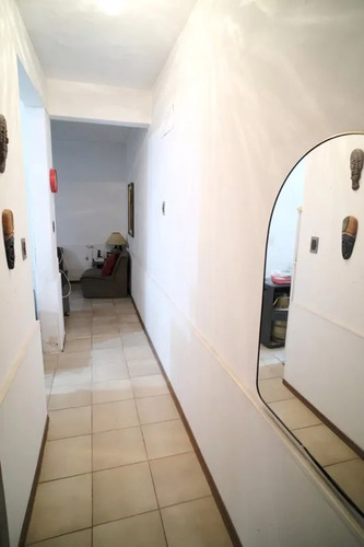 300mts De Rambla,2 Patios,amplio,seguro,prox P.rodo