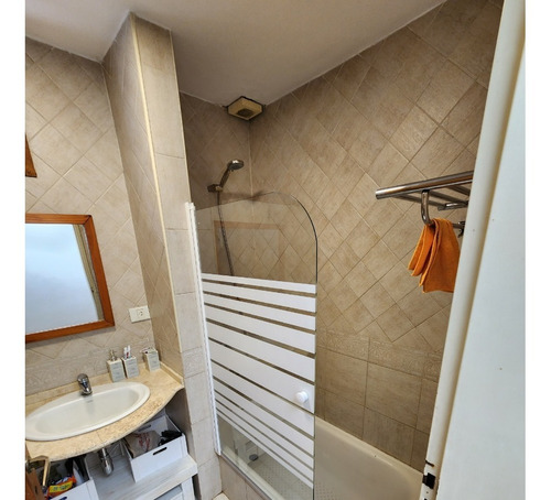 Imagen 12 de 22 de Venta - Excelente Casa En Calle Chimondegui Al 800
