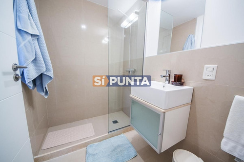 Imagen 8 de 13 de Apartamento En Venta - Brava