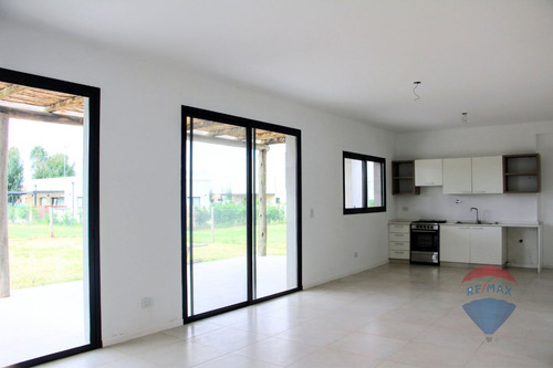 Venta Casa Barrio Santo Tomas Pilar 4 Amb