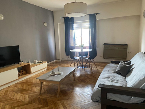 Venta 5 Ambientes En Centro De Comodoro A 3 Cuadras Del Mar
