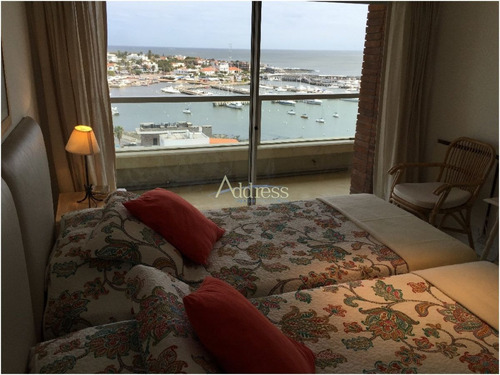 Imagen 24 de 30 de Apartamento En Peninsula, 3 Dormitorios *