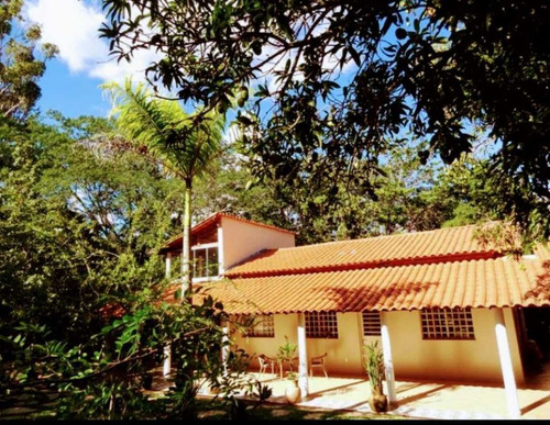 Imagem 4 de 13 de Fazenda De Dupra Aptidão Grão E Gado 250 Hectares Unaí 6.00.000,00 - 40140