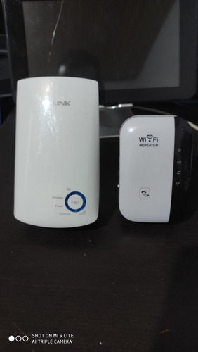 2 Repetidores 1. Tplink 300mbps Y 2. Wifi Repeter.
