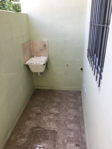 Departamento En Alquiler Ubicado En Temperley, Lomas De Zamora
