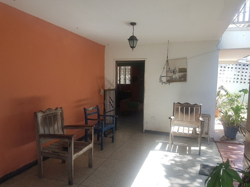 Imagen 4 de 10 de Casa Para Remodelar Sabanamar