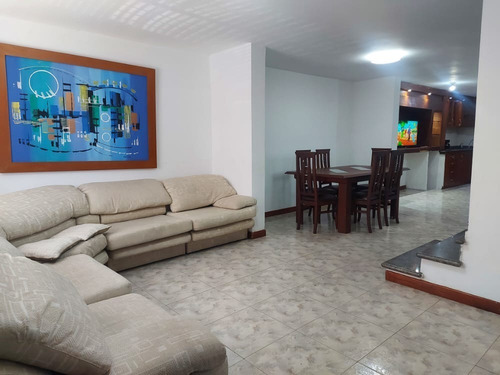 Imagen 3 de 12 de En Venta Townhouse Ubicado En La Urbanizacion Lomas Del Mar Ve03-618lm-atov