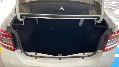 Imagem 8 de 11 de Renault Logan 1.0 12v Sce Expression Avantage