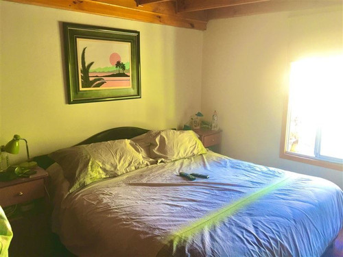 Casa En Venta De 6 Dorm. En La Reina