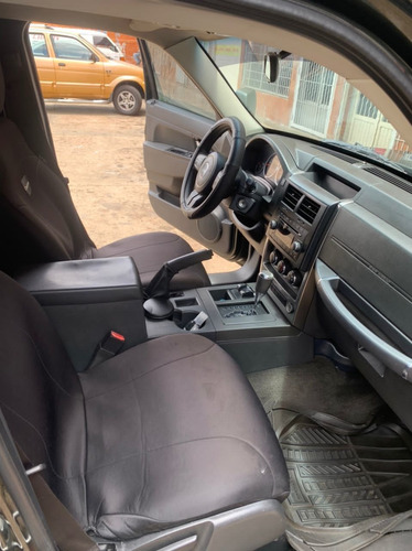 Imagen 2 de 7 de Jeep Cherokee Kk 4x4 Automática
