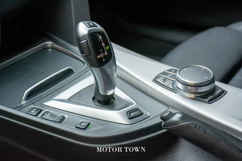 BMW Serie 3 2.0 330e F30 Lci Iperformance