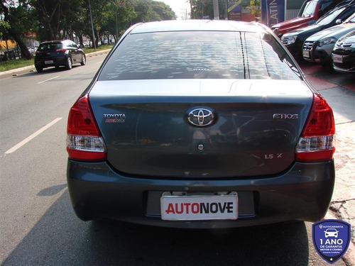Etios 1.5 X Sedan 2014 - 49.000km