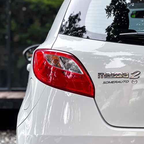 Mazda 2 Hatchback At 2015