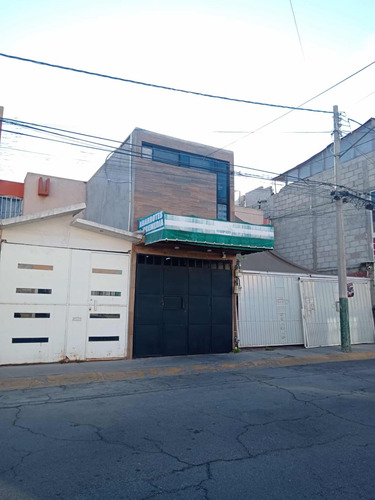 Venta De Casa 3 Recámaras Y Local Comercial En Héroes Tecama