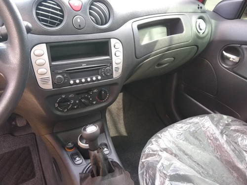 Imagem 11 de 11 de Citroen C3 1.4 Glx