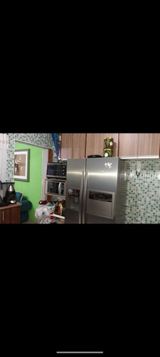 Casa 2 Dorm. C/ 1 Suite