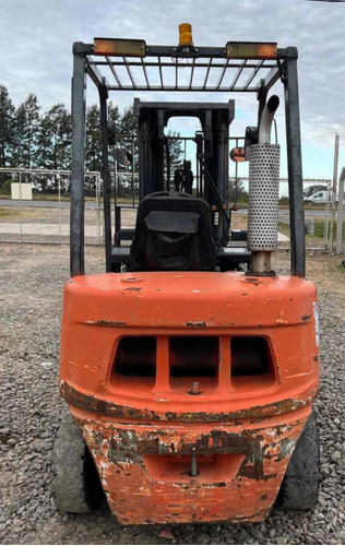 Imagen 9 de 15 de Autoelevador Toyota 1500kg Nafta Envios A Todo El Pais