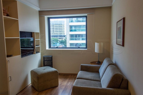 Imagem 2 de 15 de Em Moema, Flat Na Av. Macuco, Com Fácil Acesso A Av. Ibirapuera E Ao Shopping - Sf29417