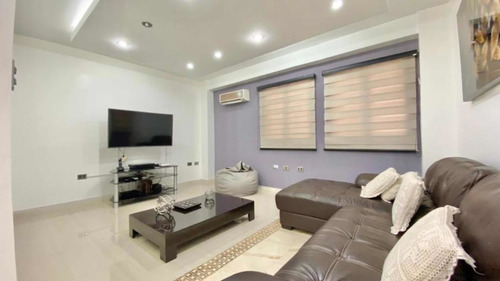 Imagen 4 de 15 de Apartamento En Alquiler Amoblado