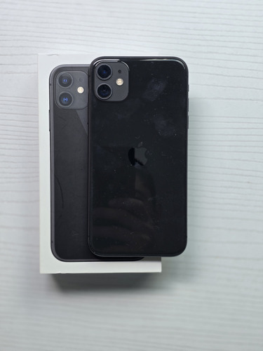 Apple Iphone 11 (64 Gb) - Negro Negro (Usado)