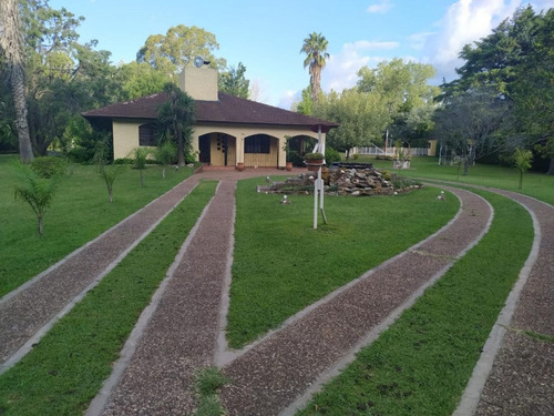 Casaquinta - Hermosa Casa Y Bellísimo Parque