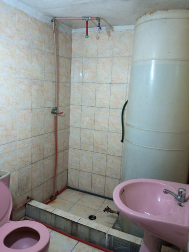 Imagen 20 de 21 de Se Alquila Anexo 85m2 3h/2b Catia