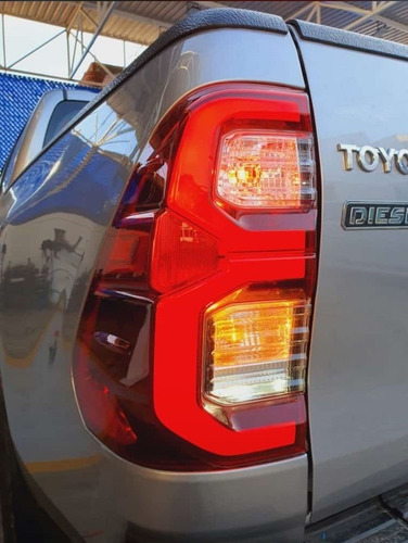 Calaveras Hilux Revo 2016-2020 Mod. Tipo Original Linea 2021