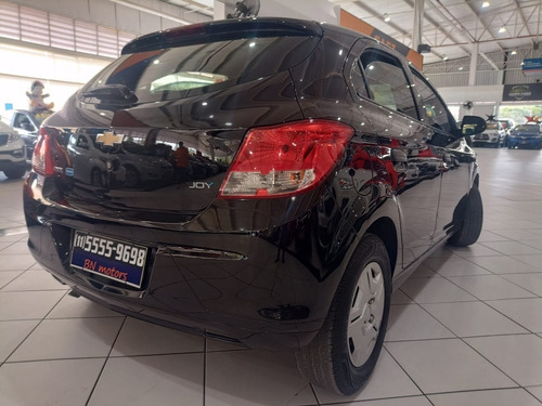 Imagem 4 de 10 de Onix Joy 2018 - Baixo Km
