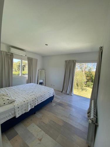 Increible Casa Quinta 7amb A Estrenar Pileta, Galeria 100mts , 3 Baños ,3 Dormitorios Pura Luz En Una De Las Mejores Zonas De Mercedes . Agregar A Favoritos Publicado Hace 2 Años Inmobiliaria Con Ide