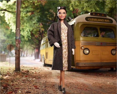 Imagem 10 de 12 de Boneca Barbie Mulheres Inspiradoras Rosa Parks Collector Ms