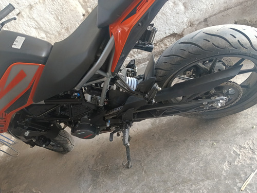 Motocicleta Ktm Duke 200 Cc 2024 Ktm Duke 200 Model