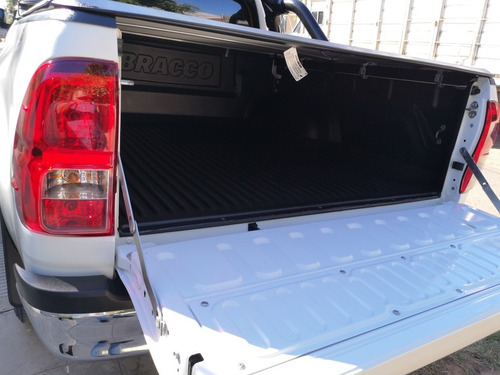 Toyota Hilux 2.8 Cd Srv 177cv 4x4 At 2016