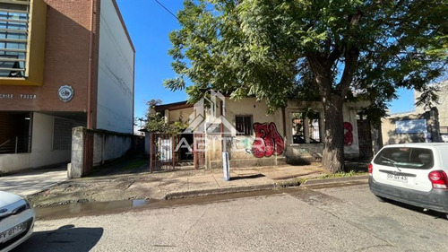 Se Vende Sitio Con Casa Centro De Talca.