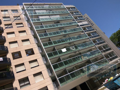 Apartamento De 2 Dormitorios En Venta En Punta Carretas