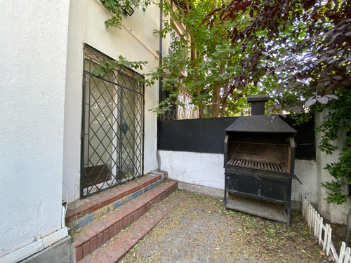 Rebajada Casa Patrimonal Remodelada 5d/3b/1bod/est