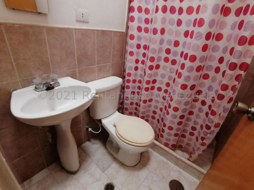 Imagen 8 de 30 de Casas En Venta La Mora Cabudare 22-4176 /m