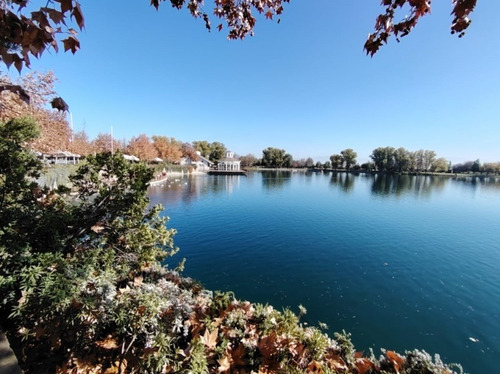 Venta Casa En Condominio Con Acceso A Laguna Piedra Roja