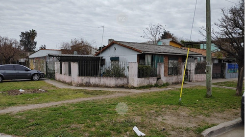 Casa Chalet  En Venta En Longchamps, Almirante Brown, G.b.a. Zona Sur