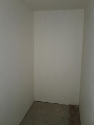 Cómoda Y Segura Bodega En Segundo Piso - Metro Irarrázaval