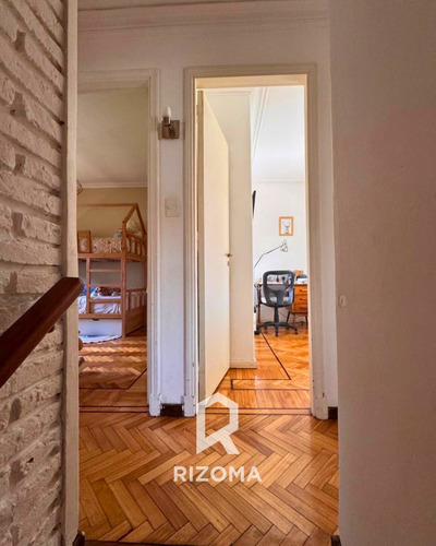 Casa 4 Amb Con Parque, En La Mejor Zona De La Lucila Y Listo Para Vivir.