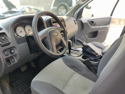 Imagen 6 de 10 de Ford Escape