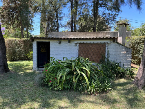 Casa  En Venta Ubicado En De Vicenzo Grande, Del Viso, Pilar