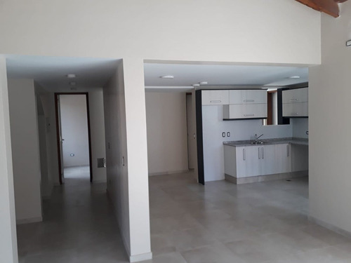 Alquiler,casa B. La Barraca.