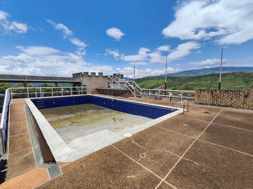Imagen 10 de 11 de Venta Edificio Con Terreno Avenida Libertador