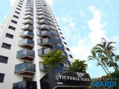Imagem 1 de 3 de Flat - Itaim Bibi - Sp - 494177