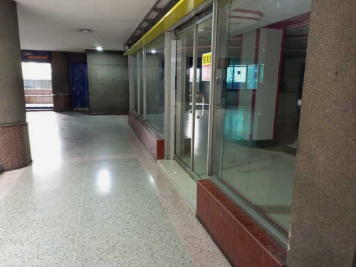 Centro Comercial En La Mejor Zona De Valencia