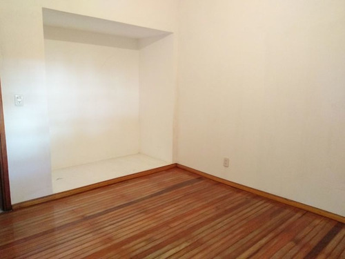 Imagen 10 de 17 de Casa En Venta En Jose Leon Suarez