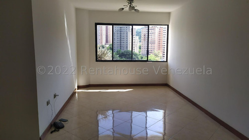 Imagen 2 de 18 de Rent-a-house Vende Cómodo Apartamento En Valles De Camoruco 22-20999 Sp