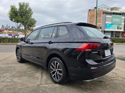 Volkswagen Tiguan Allspace Trendline 1.4 Tsi 2wd